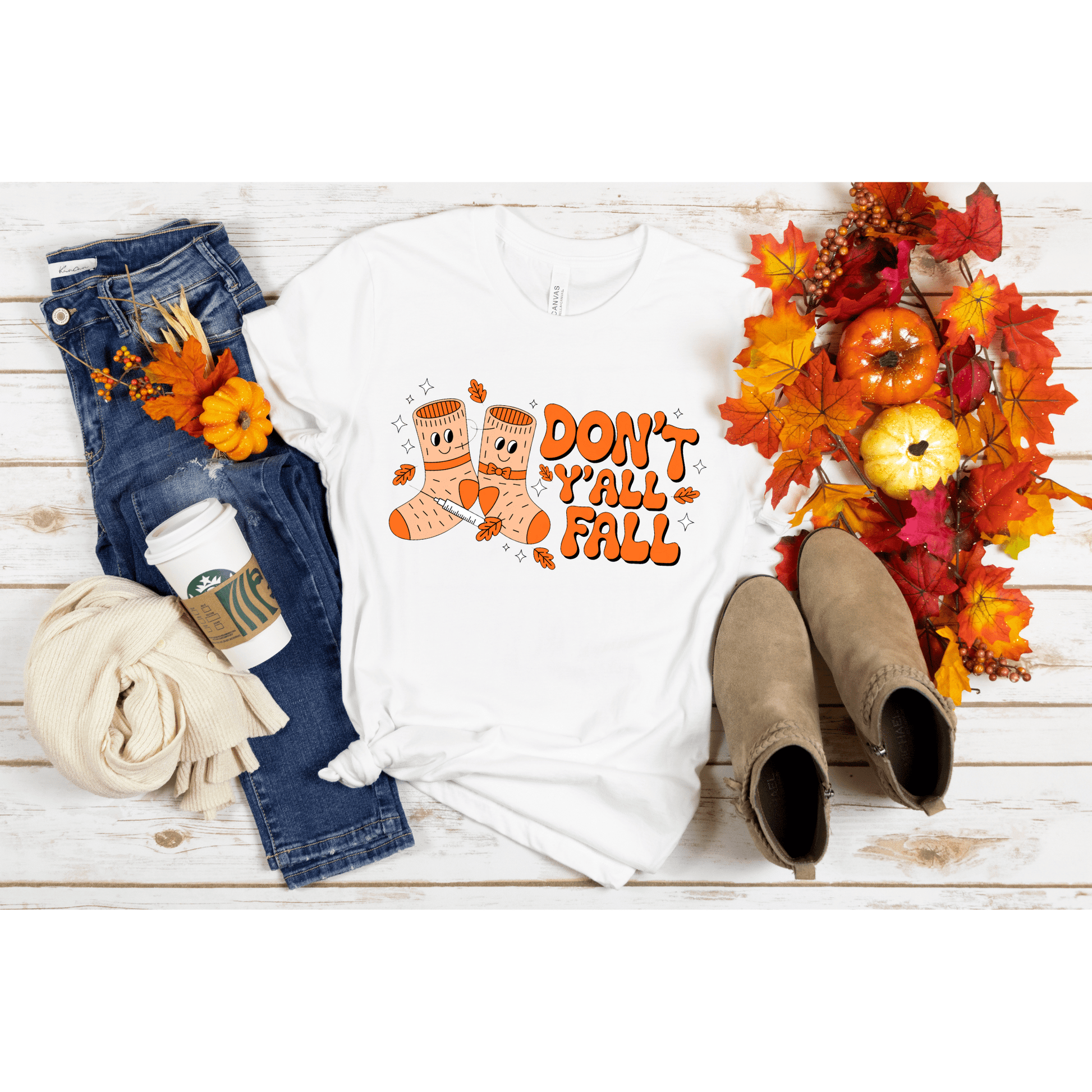 Don’t Y’all Fall Graphic Tee – Cute Autumn Fall T-Shirt with Cozy Socks Design | Funny Southern Fall Shirt for Women