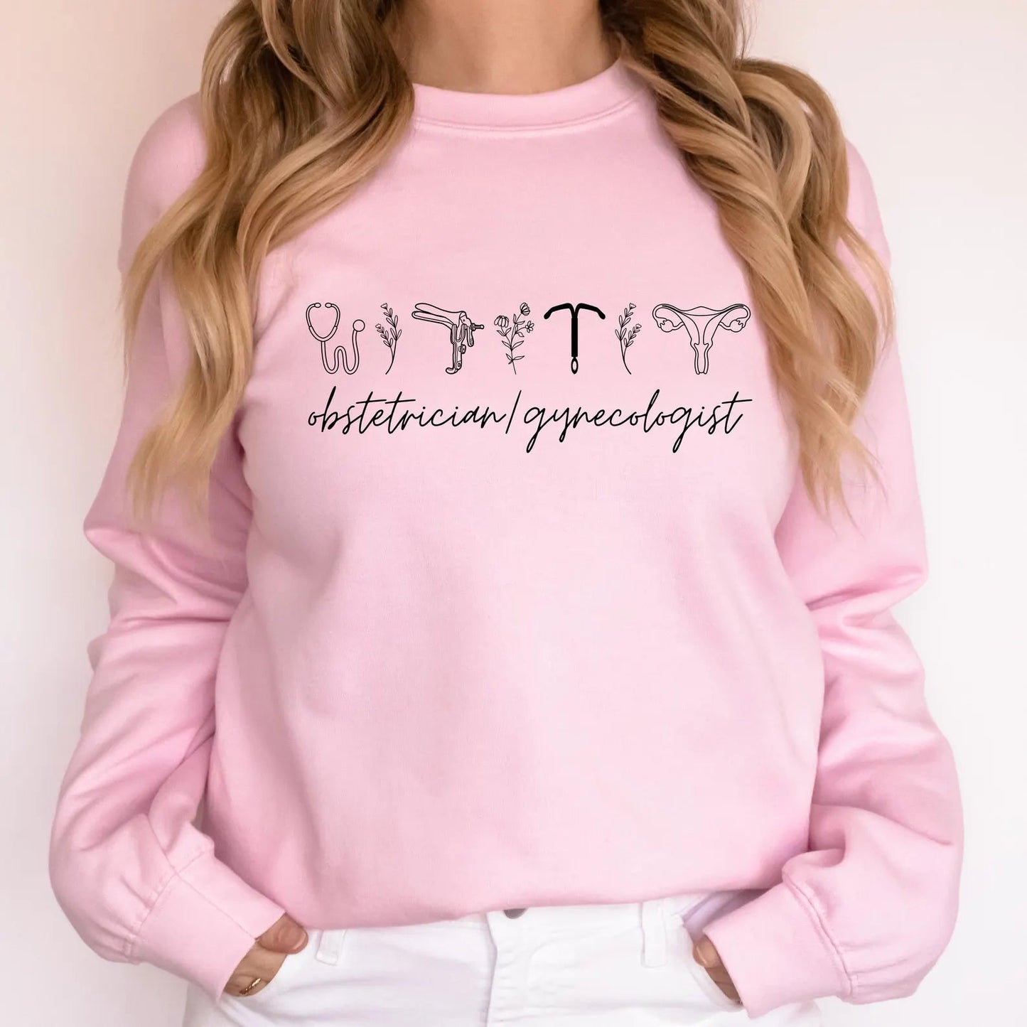 OB/GYN Crewneck Sweatshirt for Women – Cozy Medical Pullover for Obstetricians & Gynecologists Light Pink